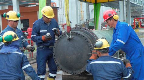 Ep Petroecuador Realiza Mantenimiento Programado En Refiner A