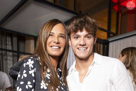 Photo Exclusif Nathalie Marquay Et Son Fils Tom Pernaut Lors De L