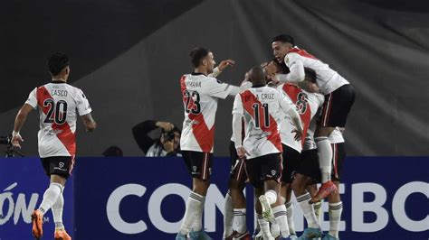 La nueva marca histórica que dejó la goleada de River Plate a Alianza