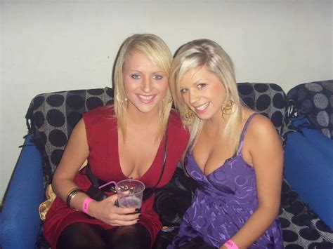 Blondes Nudes Whichonewouldyoupick Nude Pics Org