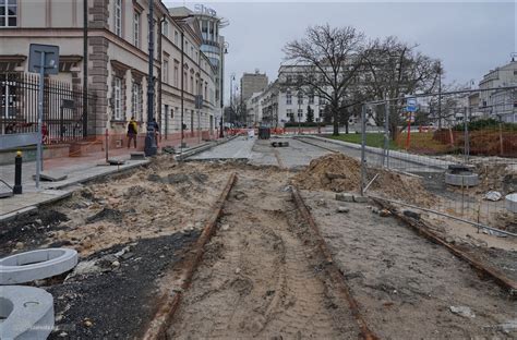 Warszawa R Dmie Cie Remont Placu Trzech Krzy Y Page