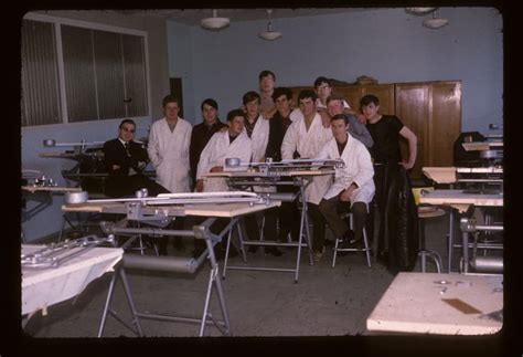 Photo De Classe Cap Dessin Industriel Mécanique De 1966 Lycée