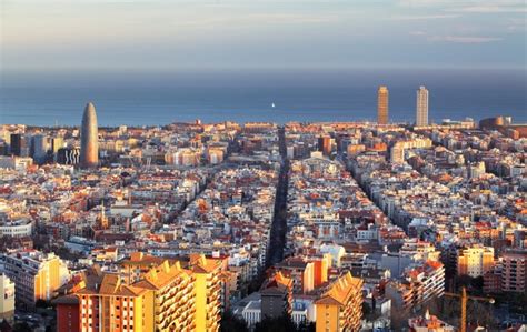 Vivir En Barcelona Lasose Real Estate