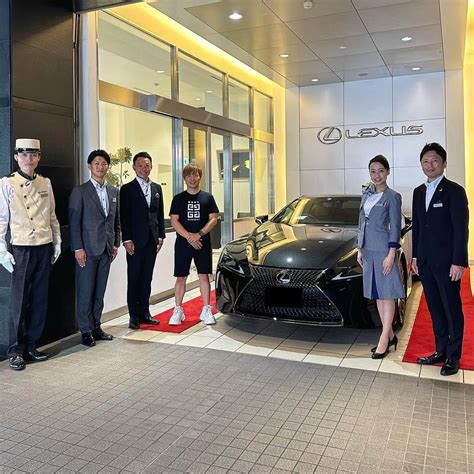 勝田貴元さんのインスタグラム写真 勝田貴元instagram「憧れだった Lc500 が愛車に！！！🥰 佐藤社長、レクサス星ヶ丘