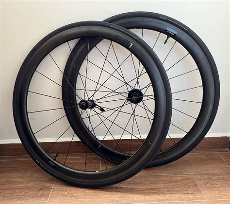 Giant SLR 1 42mm Carbon Wheels Rim Sports Equipment Bicycles Parts