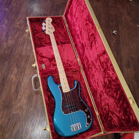 Best Christmas Ever From My Wife New Fender Precision Bass And Case R Fender