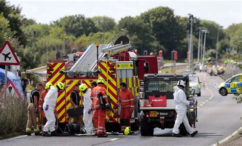 Crash involving a plane near Shoreham Airshow in West Sussex - Mirror ...