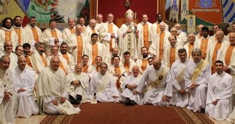 FOTOGALLERY Il Grande Abbraccio Della Famiglia Diocesena Al Nostro