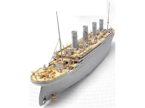 The White Star Liner TITANIC Premium Edition With LED