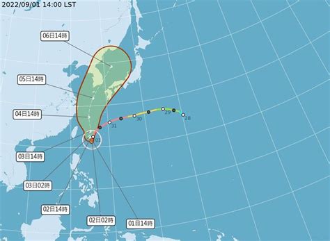 強颱軒嵐諾暴風圈估再擴大 明晨轉北「豪雨彈開炸」 翻爆 翻報