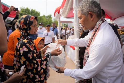 Sig Dan Bumn Gelar Pasar Murah Dan Bazar Umkm Di Kabupaten Rembang