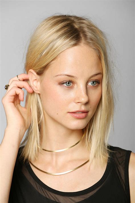 Urban Outfitters Aoko Su Neck Cuff Necklace in Gold (Metallic) - Lyst