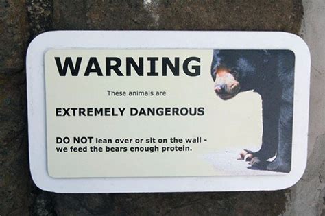 40 Funny Zoo Signs That Are Better Than Tapping On The Glass