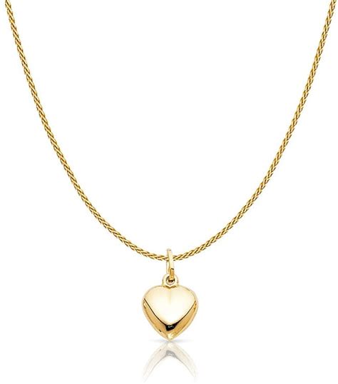 9 Meaningful Necklaces For Your Girlfriend