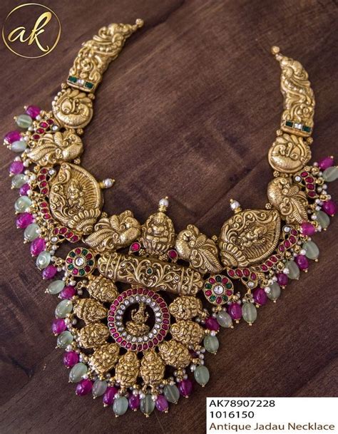 Pin By Dhanu On Necklaces Bridal Necklace Designs Indian Bridal