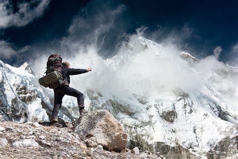 Mount Cho Oyu Nepal Himalayas Mountains Stock Image Image Of Everest