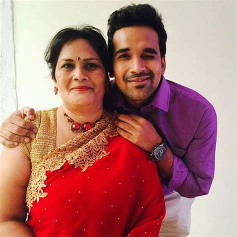 siddharth khirid actor height weight age affairs biography