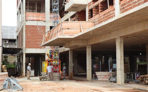 Saiba como estão as obras do antigo Postão e do Anexo 2 do Hospital