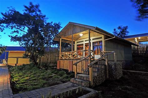 Nkuringo Bwindi Gorilla Lodge Safari Lodges Bwindi Uganda