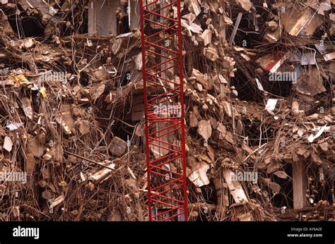 Kran abbruch gebäude Fotos und Bildmaterial in hoher Auflösung Alamy