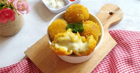 Resep Bitterballen Kentang Mozzarella Oleh Raras Cookpad