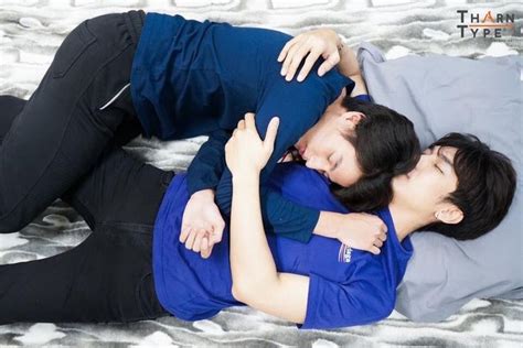 Pin by あやかり on ポーズ 絡み Cute gay couples Cute actors Thai drama