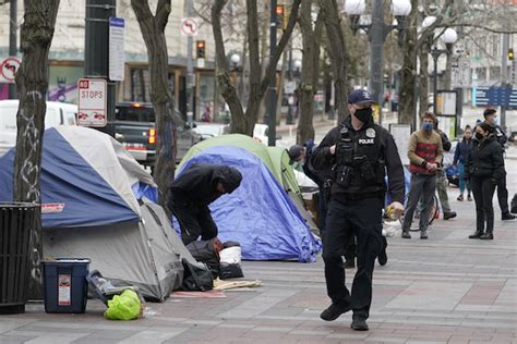 As Homelessness Surges Supreme Court Could Take Up Case Deciding Fate