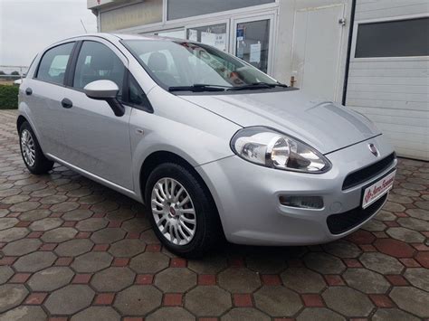 Fiat Grande Punto Jtd Park Senz Klima Vrata Temp Usb