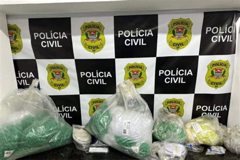 Operação Policial Captura De Narcotraficantes Mais De 2 Mil Pinos