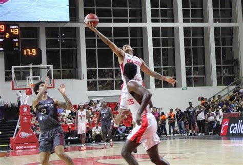 Debuta Halcones Rojos En Su Casa Con Triunfo