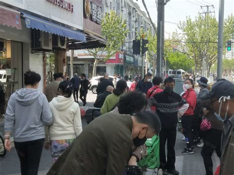 【10图】房东直租无转让费宝山区沿街 适合早餐超市馄饨美发等上海宝山共康共江小区共江路商铺商铺租售生意转让出租 上海58同城