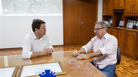 Prefeito De Apucarana Junior Da Femac Recebe A Visita Do Prefeito De