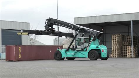 Konecranes Smv 4531 Tc 5 Reach Stacker Youtube