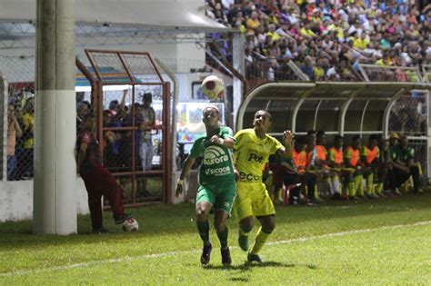 Chapecoense perde para o Mirassol mas avança na Copa São Paulo