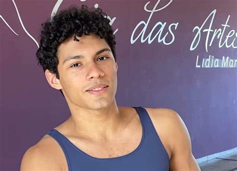 Bailarino Maricaense Brilha Em Festival De Dan A Em Joinville N