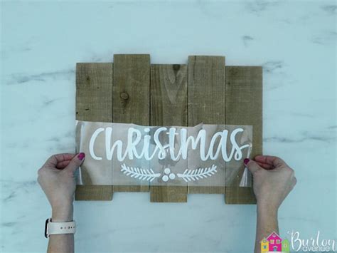 DIY Merry Christmas Pallet Sign Burton Avenue