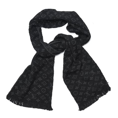 Louis Vuitton Wool Monogram Classic Scarf Black