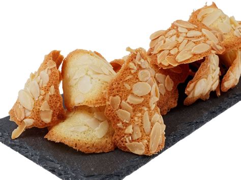 Recette Tuiles Aux Amandes Cuisine Et Vins De France Marie Claire