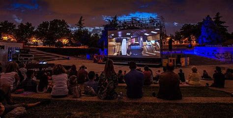 Cines de verano gratis en Madrid por distritos 2024 Días Horarios