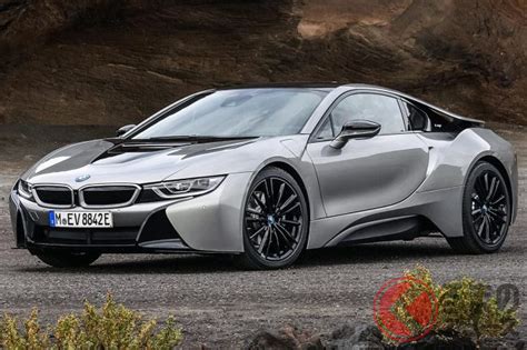 新車価格2000万円級！ R 1王者が愛車bmw「i8」を披露！ 思わず吐露した「悩み」も？ くるまのニュース