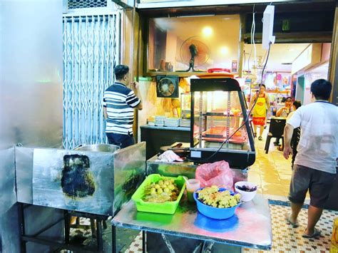 Aladdin Chicken Rice Shop Di Bandar Kuching