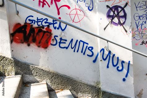 Graffiti Gegen Antisemitismus Stock Foto Adobe Stock