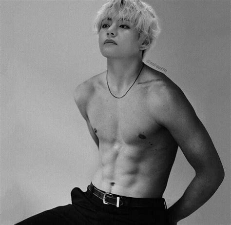 Pin De Duda Silva Em Meus Amores Bts Bts Taehyung Foto Sem Camisa