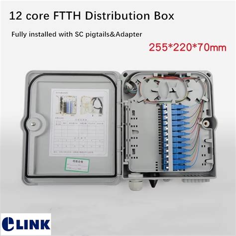 Caja de distribución FTTH de 12 núcleos totalmente instalada con