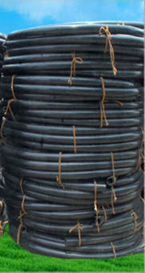 Black Hdpe Submersible Roll Pipe With Ss Nipples Fitted Ends At Rs