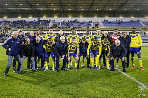 N J Fc Gueugnon Moulins Yzeure Lamicale Des Anciens Du Fc