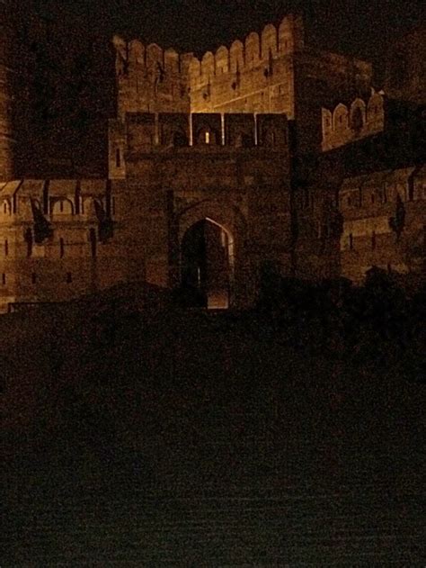 Agra Fort at Night: The Most Beautiful Yet Creepy Place