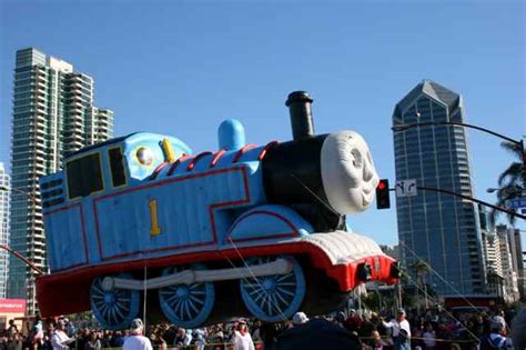 San Diegos Big Bay Balloon Parade