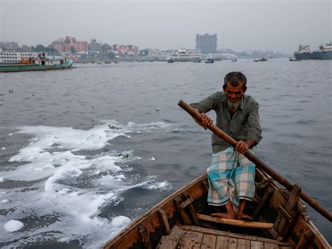 Photos Life Along A ‘dead River In Bangladesh Environment News Al