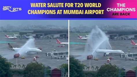 Team India Latest News Water Salute For T World Champions At Mumbai